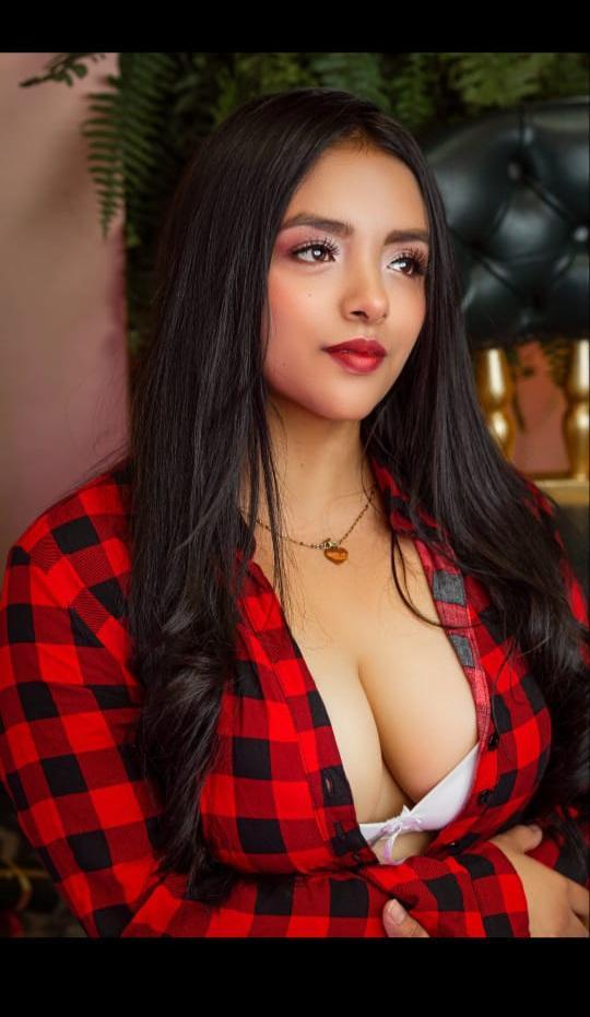 Emily_Brownn_