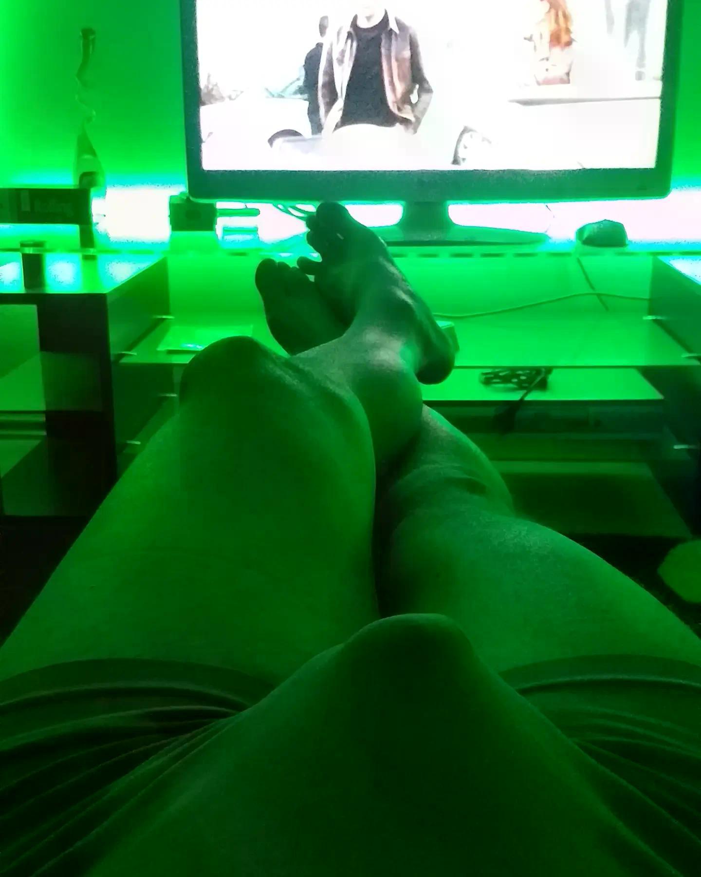Hornyboy270984 Live Image