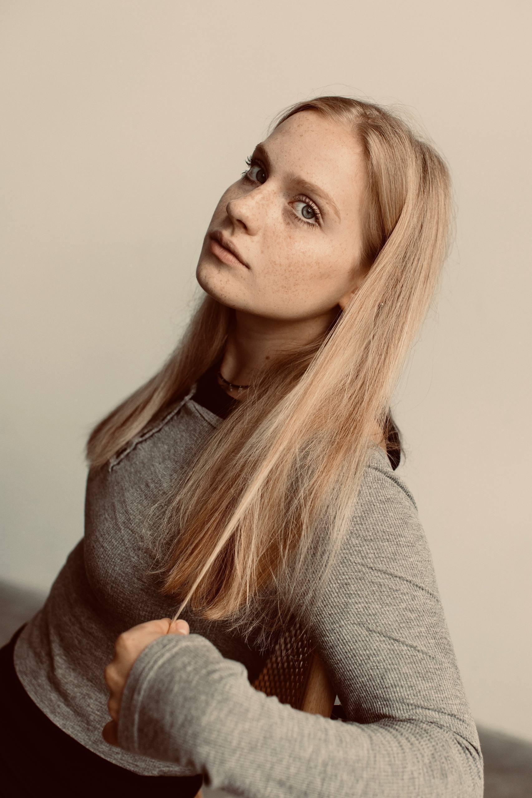 KaryBoggs Live Image