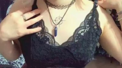 LanaBurling Live Image
