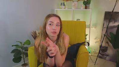 LeishaReitler Live Image