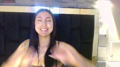 Megara_25 Live Image