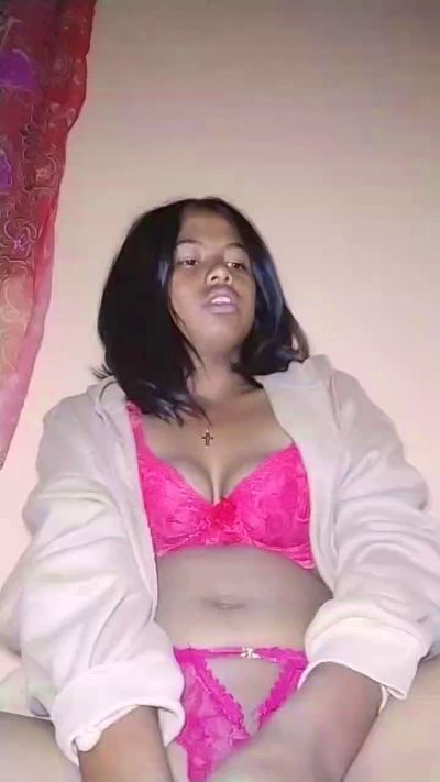 Miriam568 Live Image