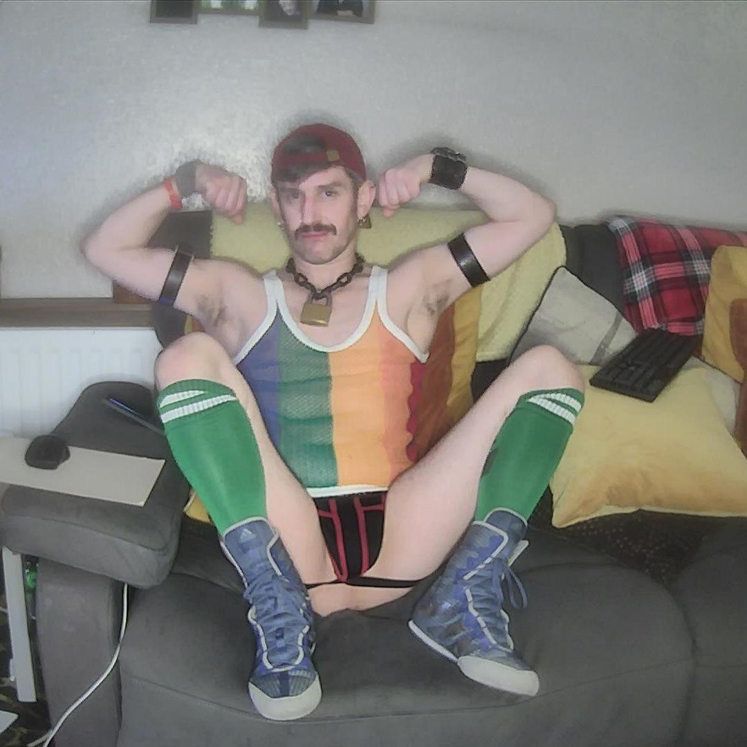 PartyBoi40 Live Image