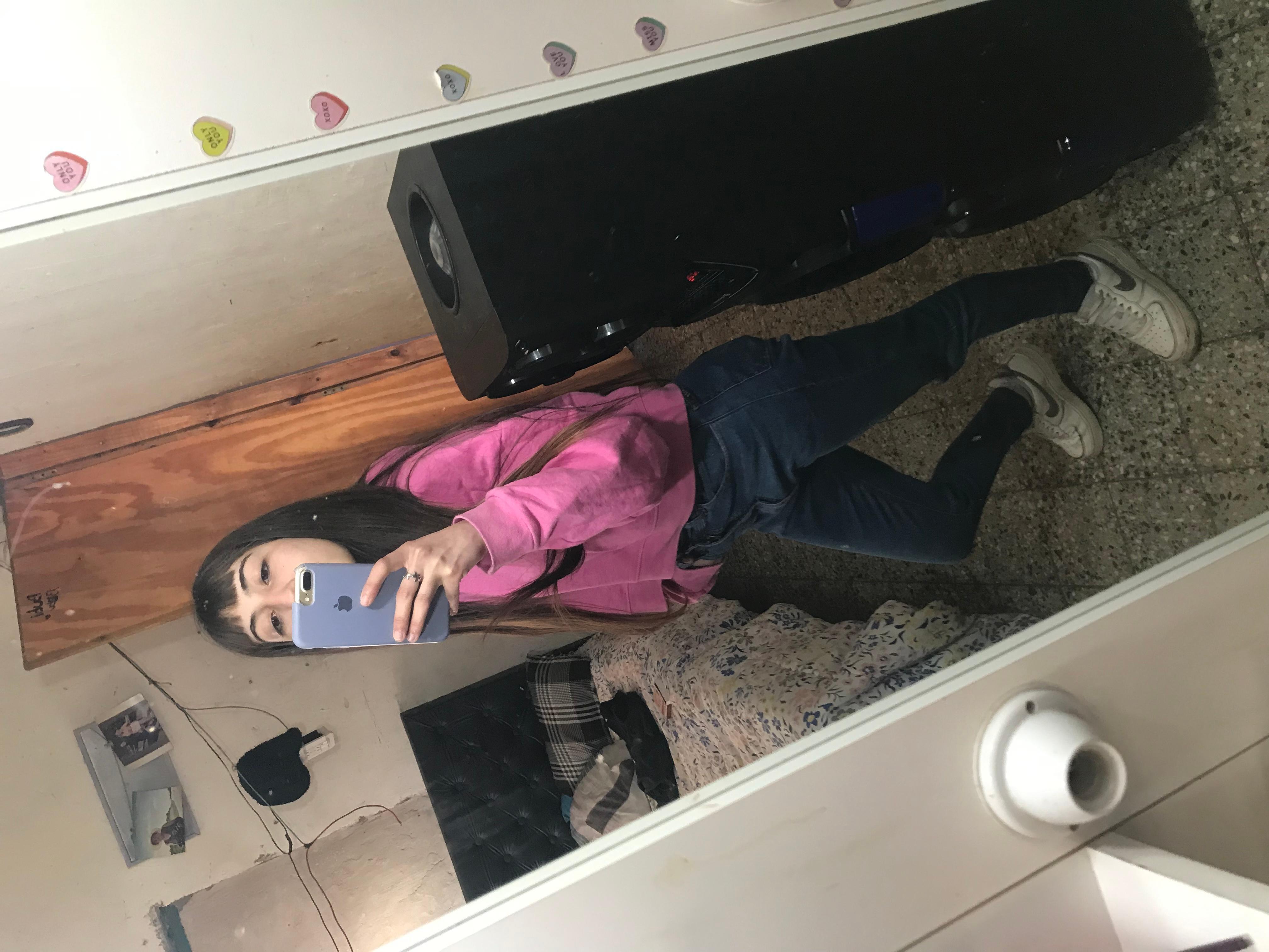 agustina97 Live Image