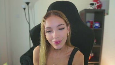alexxisky Live Image