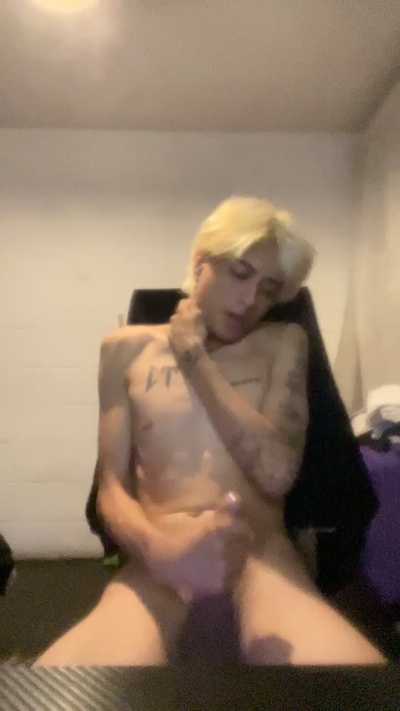 isdaaaank Live Image