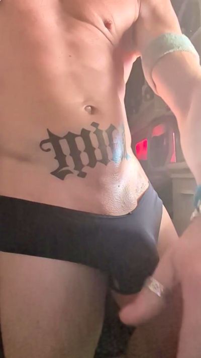 rockhardstud69 Live Image