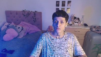 2cybOy live from Colombia