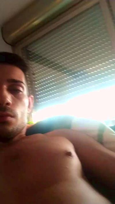 Alessio967 live from Italy