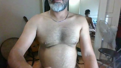 Beargaytr live from France
