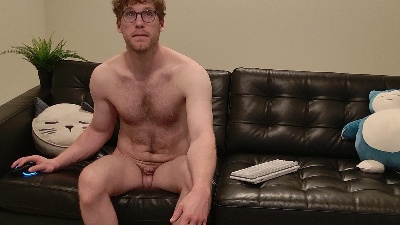 BlueEyedTallGuy live from United States