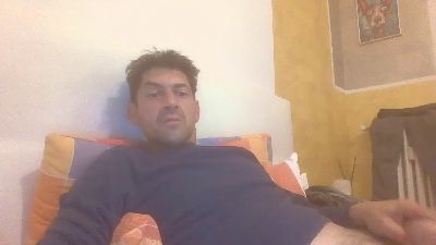 Bombasexiii85 live from Italy