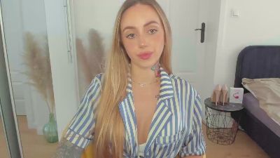 Coralie_Classy live from Germany