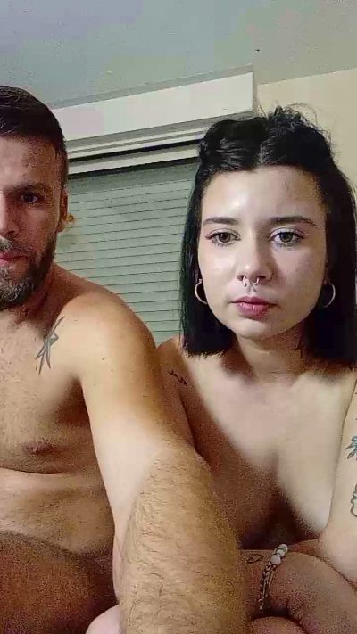 CoupleChaud18 live from France