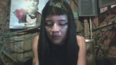 Doll_dollys_ live from United Kingdom