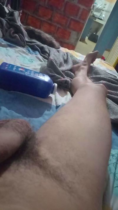 Eroscaoz66 live from Colombia