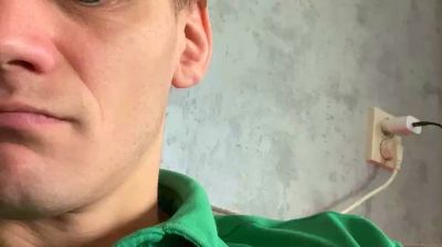Hotsexyboy89 live from Netherlands