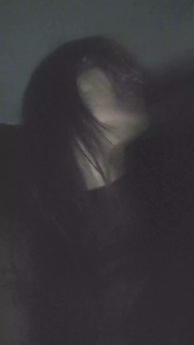 Jade_Zephyra live from Spain