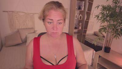 JenniferLight live from Estonia