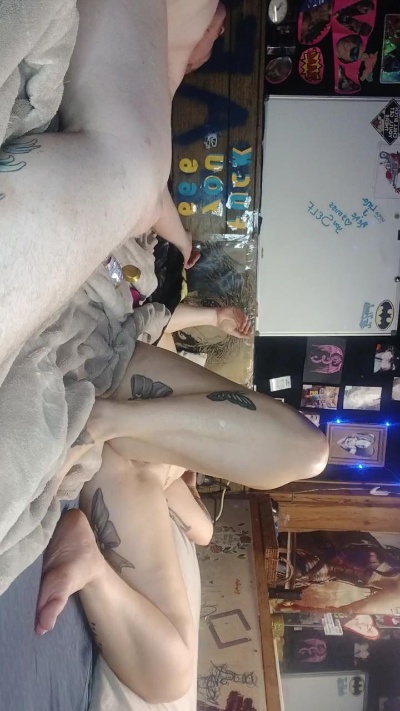 JuicyCookie live from United States
