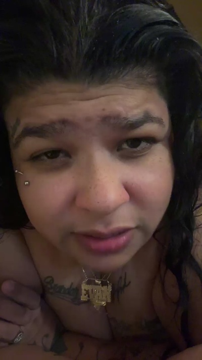 Kandyy_Kanee live from United States