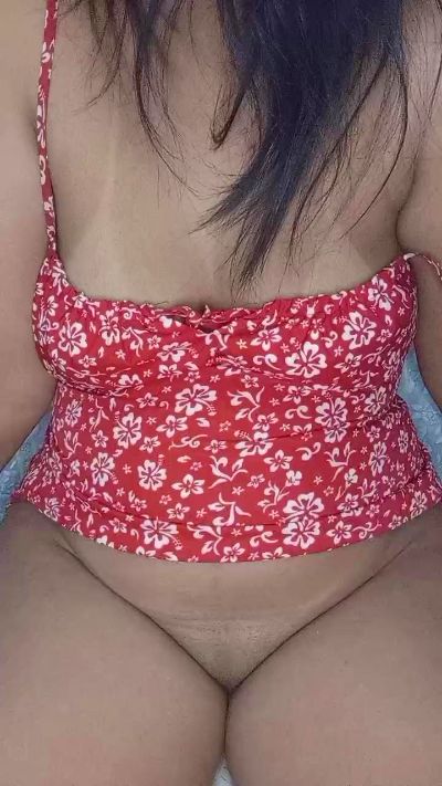 Lailamello live from Brazil