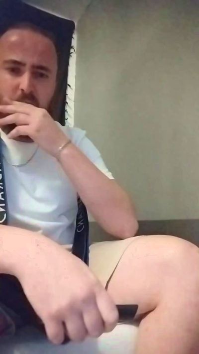 Le____s live from France