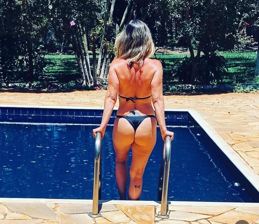 MILF_FIT live from Italy