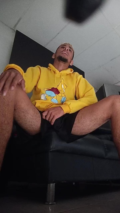 Max_hardPig live from Colombia