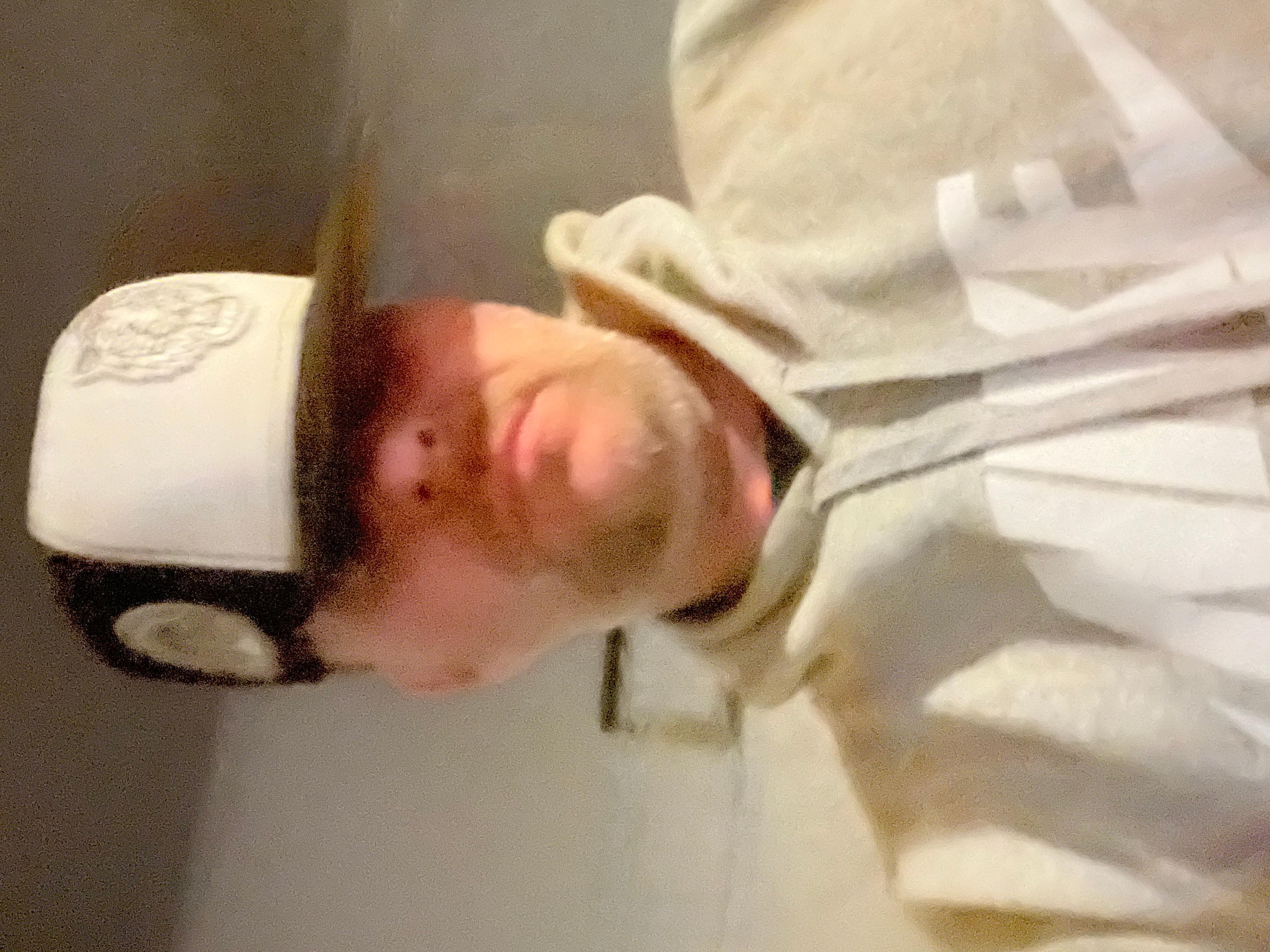 Mikey7300 live from United States