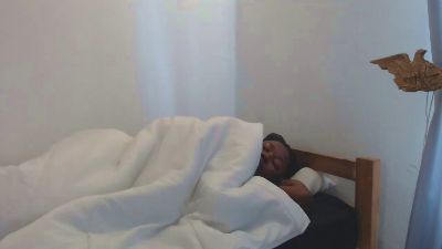 Minnie6879 live from United States