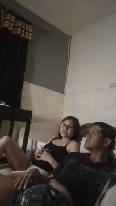 Parejaacaliente live from Argentina