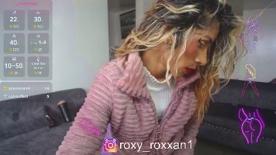Roxy_Roxxan1 live from Colombia