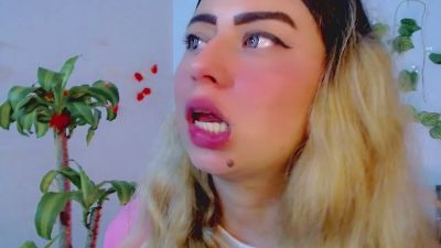 SabrinaOlson live from Colombia