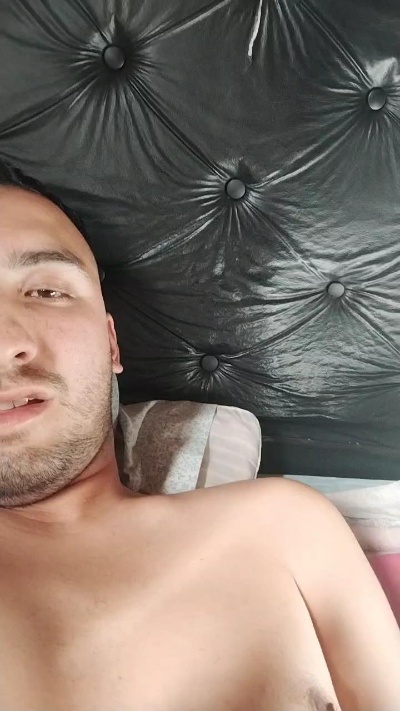 Sander_94 live from Argentina