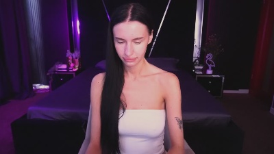 Snow_WhiteeeX live from Ukraine
