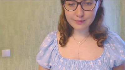 SofiaKaily live from United States