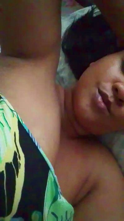 Thalitaof live from Brazil