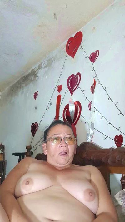 Vivianmature live from Italy