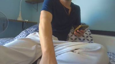 XLjeune92 live from France