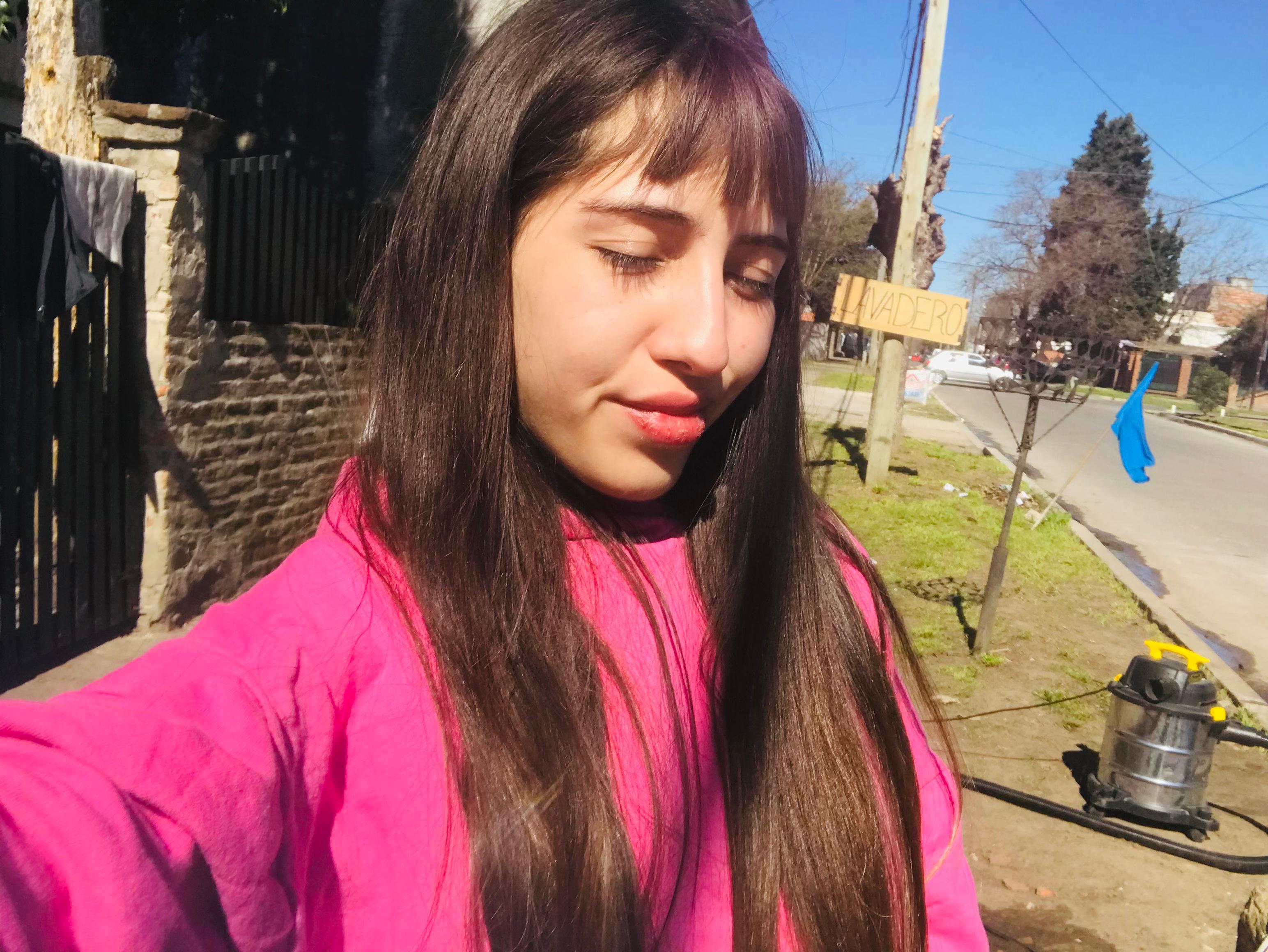 aguss199 live from Argentina