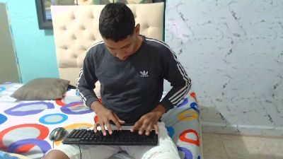 alexcum_hot live from Colombia