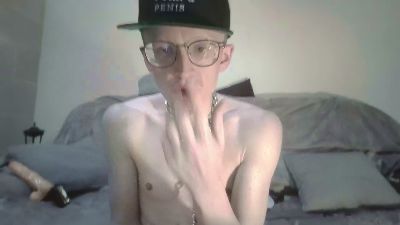 aurelienbh56 live from France
