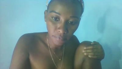 canie_sexy live from Madagascar