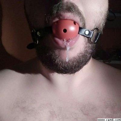 ekay_94 live from Spain