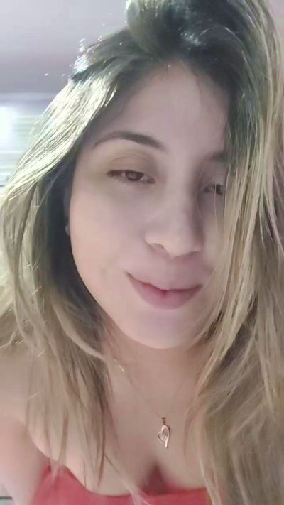 ilonka_Ui live from Spain