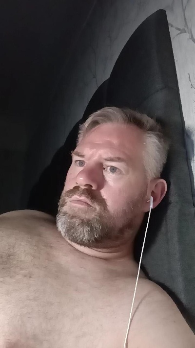 jonnyx5 live from United Kingdom