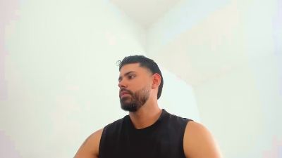 justyntr live from Colombia