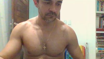 kdutelles007 live from Brazil